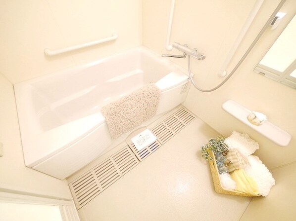 オクトス市ヶ尾5号棟の物件内観写真